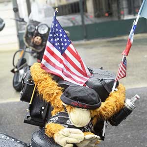 アメリカ国旗とハーレー
